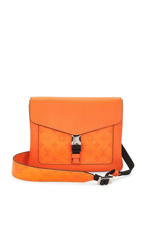 Louis Vuitton Taigarama Messenger Shoulder Bag in - FWRD Renew - Modalova