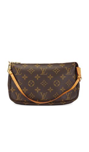 Louis Vuitton Pochette Accessoires Shoulder Bag in - FWRD Renew - Modalova