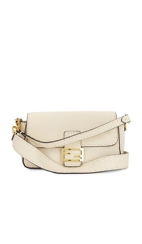 Fendi Selleria Baguette Shoulder Bag in - FWRD Renew - Modalova