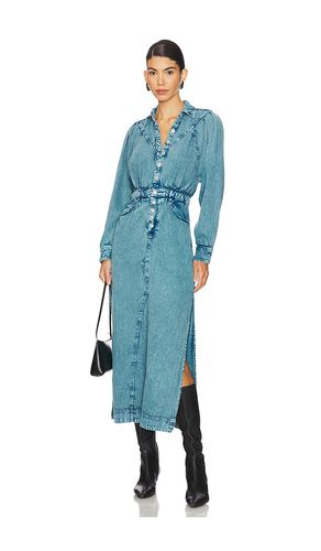 Mad Love Denim Midi Dress in . Size M, S, XS - Free People - Modalova