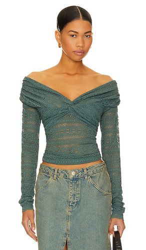 Hold Me Closer Top in . Size S, XS - Free People - Modalova