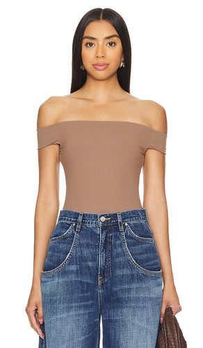 Body intimately fp off to the races en color bronce talla L en - Tan. Talla L (también en M, XL) - Free People - Modalova