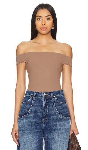 X Intimately FP Off To The Races Bodysuit in . Taglia M, S, XL, XS - Free People - Modalova