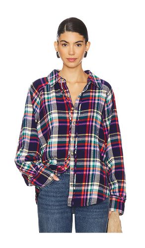 X We The Free Girl Meets Boy Plaid Shirt in . Size M, S, XS - Free People - Modalova