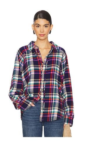 X We The Free Girl Meets Boy Plaid Shirt in . Taglia M, S, XS - Free People - Modalova