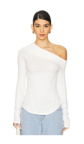 Top de capas iris en color blanco talla L en - White. Talla L (también en M, S, XL, XS) - Free People - Modalova