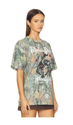 Rodeo Drive Tee in . Taglia S. Also in M, XL/1X - Gothicmochas - Modalova