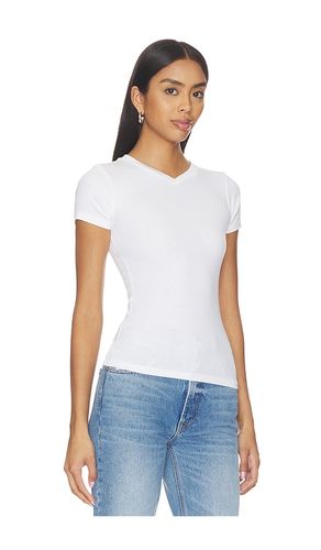 V-neck Slim Fit Tee in . Taglia S. Also in M - GRLFRND - Modalova