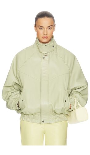The Oversized Leather Bomber in . Taglia L. Also in M, S, XL, XS, XXS - Helsa - Modalova