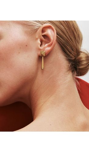 Iris Earrings in - Heaven Mayhem - Modalova