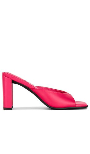 Pantunfla inspired en color talla 6.5 en - Fuchsia. Talla 6.5 (también en 7, 8, 9.5) - Jeffrey Campbell - Modalova