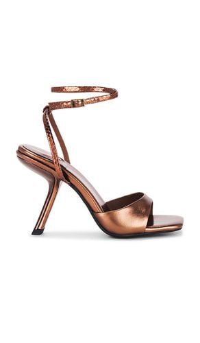 Run-It Sandal in . Taglia 6, 6.5, 7.5, 8, 8.5, 9, 9.5 - Jeffrey Campbell - Modalova