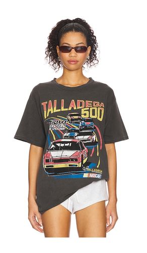 Talladega 500 Tee in . Size M, S, XL/1X, XS - Junk Food - Modalova