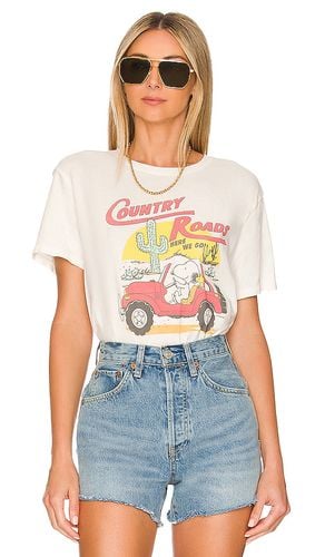 Snoopy Country Roads Tee in . Size M, S, XS - Junk Food - Modalova