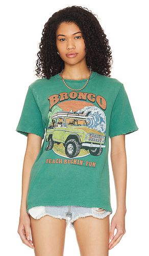 Camiseta bronco beach en color verde talla L en - Green. Talla L (también en M, S, XL, XS, XXL) - Junk Food - Modalova