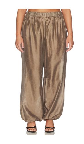 Harmi Pant in . Size L. Also in XL - L'Academie - Modalova