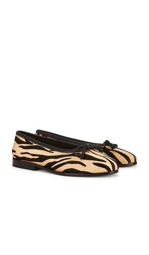 Noelle Flat in . Size 6. Also in 7.5 - Loeffler Randall - Modalova