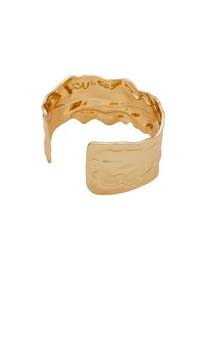 Beck Cuff in - Lovers and Friends - Modalova