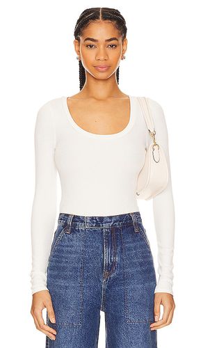 Megan Cropped Tee in . Taglia M, XL - Lovers and Friends - Modalova