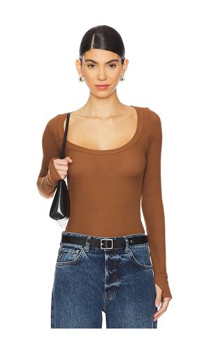 Leonard Long Sleeve Scoop Neck W/ Thumbhole Top in . Size M, S, XS - Michael Lauren - Modalova