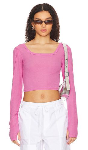 Pryderi Crop Square Neck Long Sleeve in . Taglia M, S, XL/1X, XS, XXL/2X - Michael Lauren - Modalova