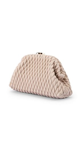 Olga berg Textured Clutch in Cream - olga berg - Modalova