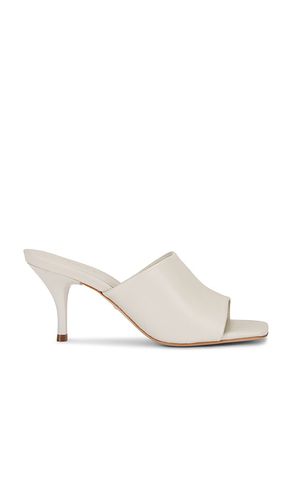 Mila Mule in . Size 5.5, 6, 6.5, 7, 7.5, 8, 8.5, 9, 9.5 - RAYE - Modalova