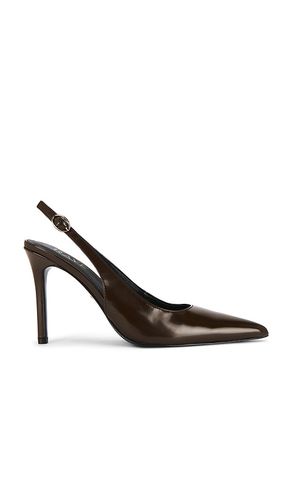 Calla Pump in . Size 8. Also in 8.5 - RAYE - Modalova