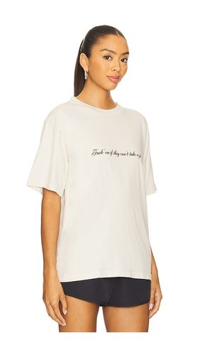 Joker Tee in . Size L. Also in M, XL/1X - Remington Stone - Modalova