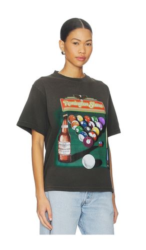 Pool Hall Tee in . Taglia M. Also in L - Remington Stone - Modalova
