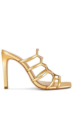 Sandalia de fin de semana julianna en color oro metálico talla 6 en - Metallic Gold. Talla 6 (también en 7.5, 8.5, 9.5) - Schutz - Modalova