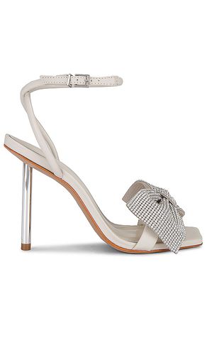 Sandalia mila en color ivory talla 10 en - Ivory. Talla 10 (también en 8.5, 9.5) - Schutz - Modalova