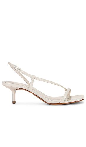 Sandalia heloise en color ivory talla 6.5 en - Ivory. Talla 6.5 (también en 8) - Schutz - Modalova