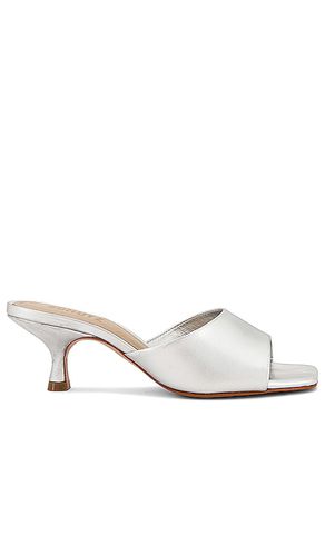 Dethalia Sandal in . Size 7.5, 8 - Schutz - Modalova