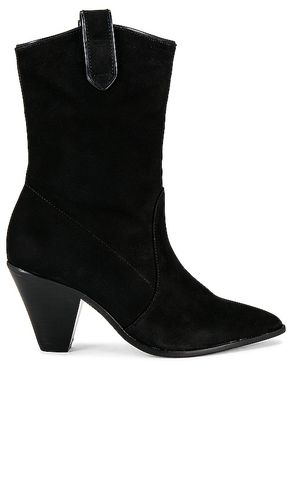 Mackie Boot in . Size 8.5, 9.5 - Schutz - Modalova