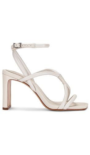 Sandalia nadia en color ivory talla 10 en - Ivory. Talla 10 (también en 6, 8, 8.5, 9, 9.5) - Schutz - Modalova