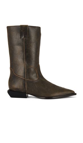 Ashley Boot in . Size 6. Also in 7.5, 8.5, 9.5 - Schutz - Modalova
