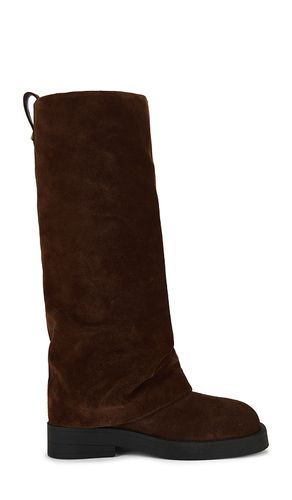 Keira Up Cloak Boot in . Size 8. Also in 8.5, 9.5, 10 - Schutz - Modalova
