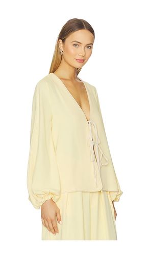 Lyns Top in . Size M. Also in S, XL, XXS - SNDYS - Modalova