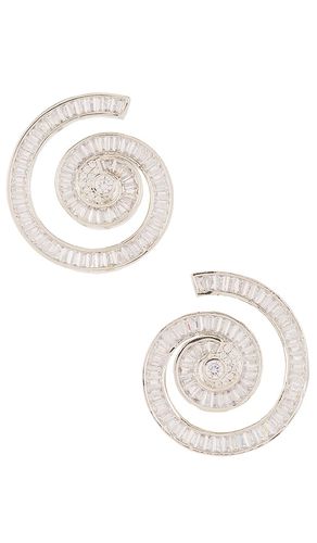 Gin Earrings in - SHASHI - Modalova