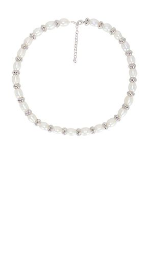 Paloma Pearl Necklace in - SHASHI - Modalova