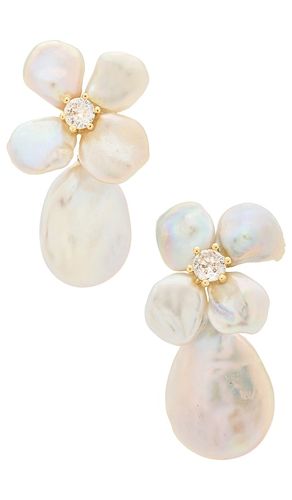 Fleur De Cleo Earring in - SHASHI - Modalova