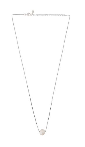 Classic Pearl Necklace in - SHASHI - Modalova