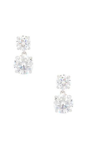 Solitaire Drop Earring in - SHASHI - Modalova