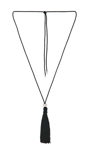 SHASHI Maxine Necklace in Black - SHASHI - Modalova