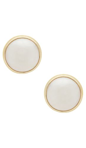 SHASHI Bouch?e Stud in Ivory - SHASHI - Modalova