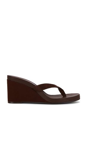 Playing Sandal in . Size 6. Also in 7, 7.5, 8, 8.5, 9.5, 10 - Steve Madden - Modalova