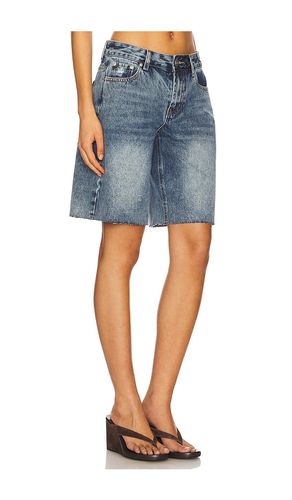 Teresa Short in . Size 23. Also in 24 - superdown - Modalova