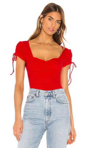 Sierra Ruched Crop Top in . Size XS - superdown - Modalova