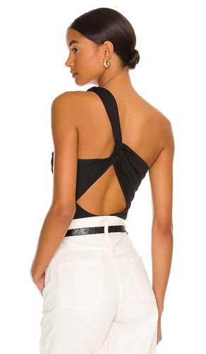 Bailee One Shoulder Bodysuit in . Size L, S, XL - superdown - Modalova